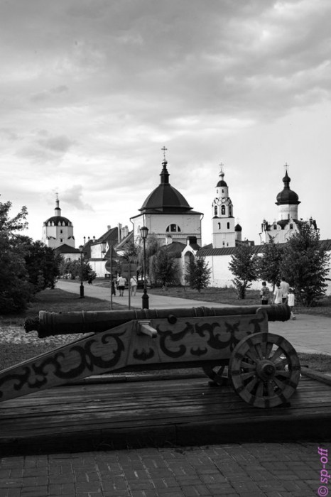 Пушки с пристани палят - кораблю к Свияжску пристать велят! ( 51 фото ) Пушки с пристани палят - кораблю к Свияжску пристать велят! ( 51 фото )