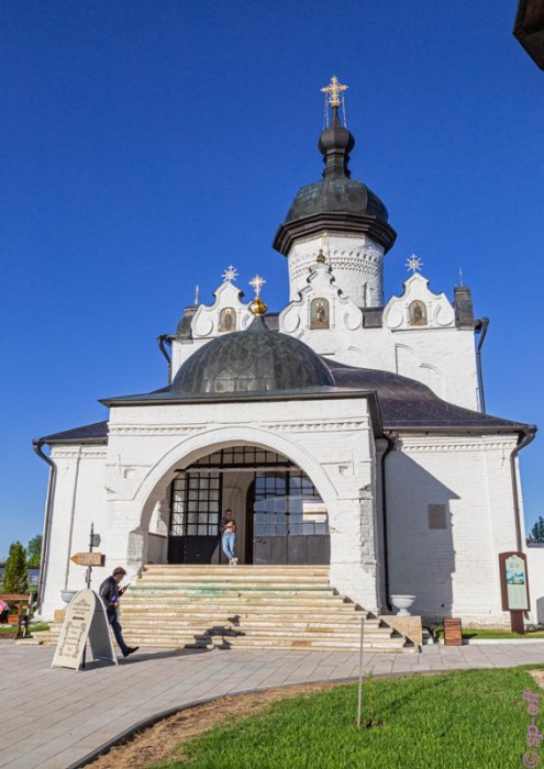 Пушки с пристани палят - кораблю к Свияжску пристать велят! ( 51 фото ) Пушки с пристани палят - кораблю к Свияжску пристать велят! ( 51 фото )