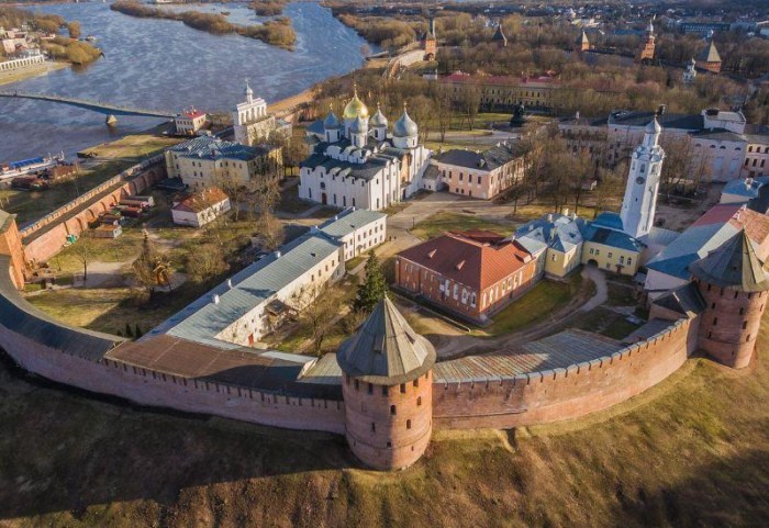 ТОП-25 идей куда поехать с детьми: за границу, в России, на море, летом ТОП-25 идей куда поехать с детьми: за границу, в России, на море, летом