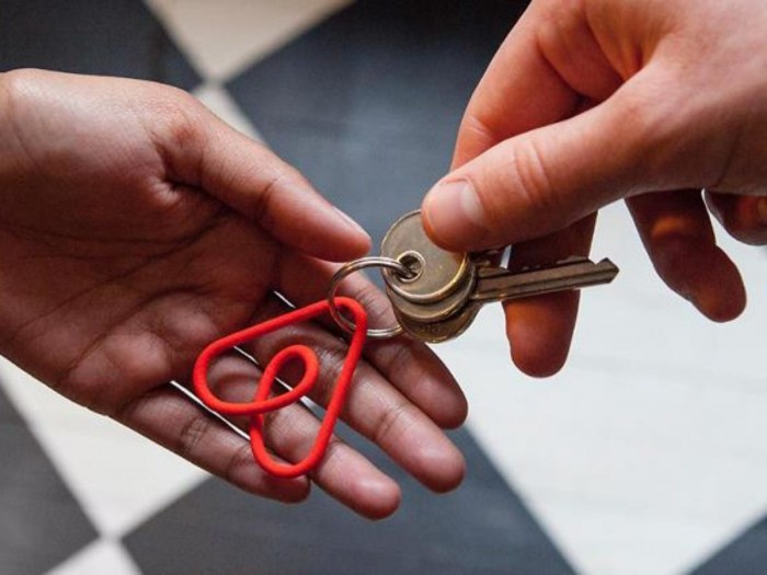 Сервис Airbnb: как стать суперхозяином