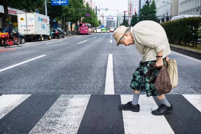 20 кадров уличной фотографии, которые открывают неизвестную сторону Японии