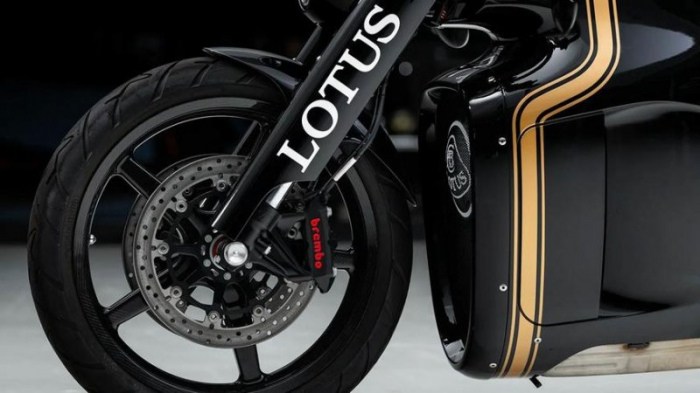 С молотка уйдёт редчайший Lotus &mdash; это мотоцикл