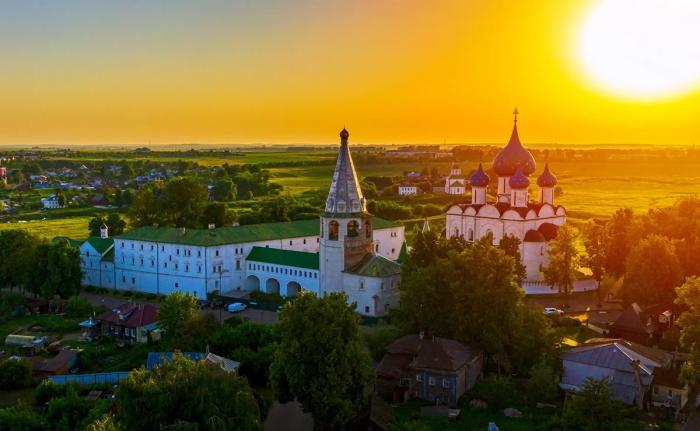 В выходные по России. ТОП-5 самых популярных направлений выходного дня