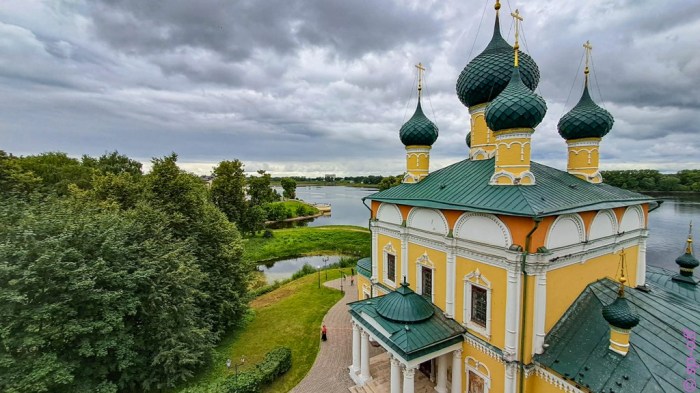 Все дороги ведут в Углич или город без дорог. Хроники Борьбы с Бездорожьем ( 56 фото )