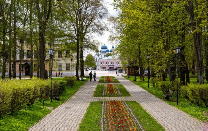 Все дороги ведут в Углич или город без дорог. Хроники Борьбы с Бездорожьем ( 56 фото )
