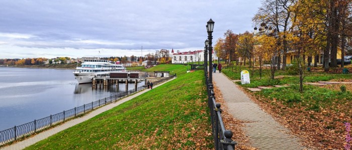 Все дороги ведут в Углич или город без дорог. Хроники Борьбы с Бездорожьем ( 56 фото )