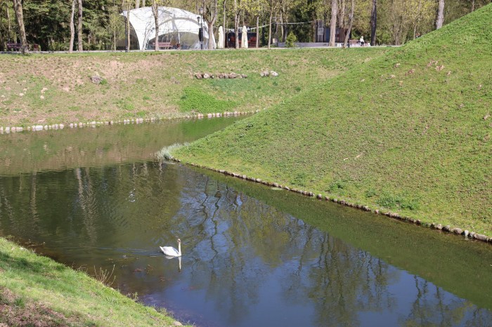 Прогулка вокруг Несвижского замка ( 23 фото )