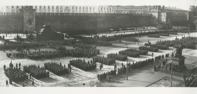 Каким был 1925 год: уникальные исторические фото сто лет тому назад
