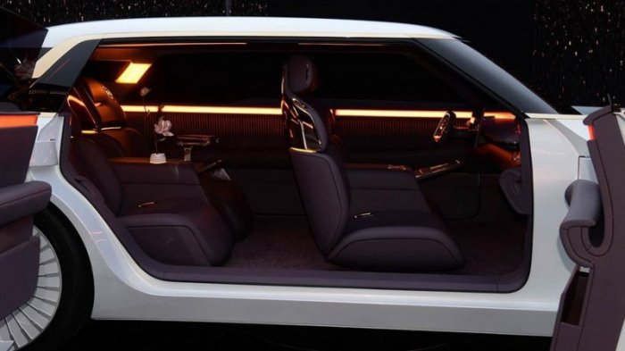 Китайский суперлюкс от бывшего дизайнера Rolls-Royce