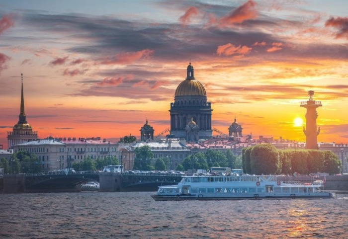 ТОП-15 вариантов куда поехать в ноябре: за границу, по России, в выходные ТОП-15 вариантов куда поехать в ноябре: за границу, по России, в выходные