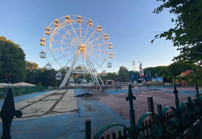 ТОП-25 парков аттракционов в Москве: с каруселями, веревочные, для малышей ТОП-25 парков аттракционов в Москве: с каруселями, веревочные, для малышей
