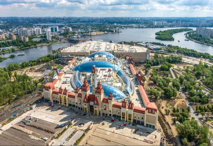 ТОП-25 парков аттракционов в Москве: с каруселями, веревочные, для малышей ТОП-25 парков аттракционов в Москве: с каруселями, веревочные, для малышей