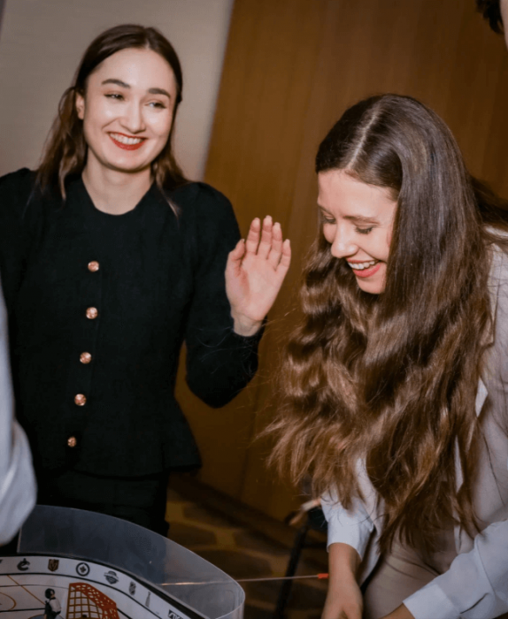 ХОККСПИТЕЛИТИ БАБАХНУЛ В МОСКВЕ