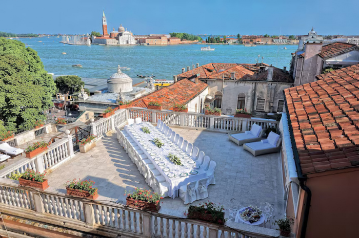 Самые древние отели, которые до сих пор принимают гостей