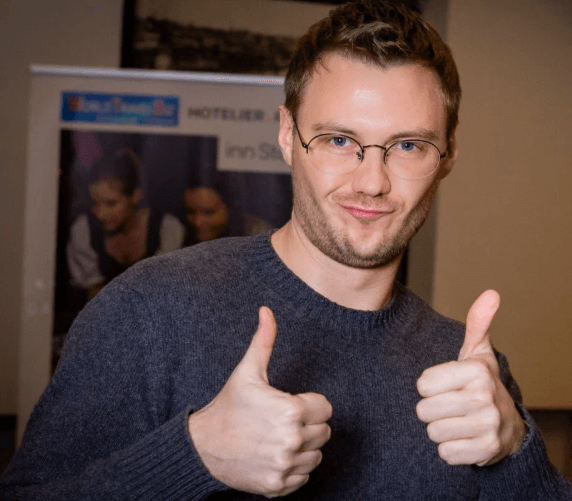 ХОККСПИТЕЛИТИ БАБАХНУЛ В МОСКВЕ