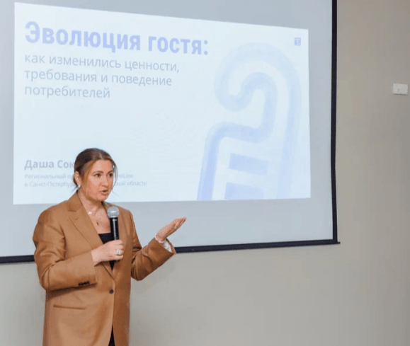 ПМЭФ НЕ СПАС, ИИ ПОМОГАЕТ, ПАКЕТЫ ВОЗВРАЩАЮТСЯ: ГЛАВНЫЕ ВЫВОДЫ ЭКВАТОРА СЕЗОНА САНКТ-ПЕТЕРБУРГА